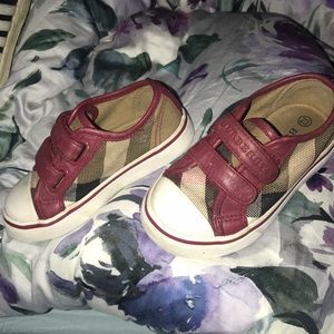 Toddler Burberry tennis shoes